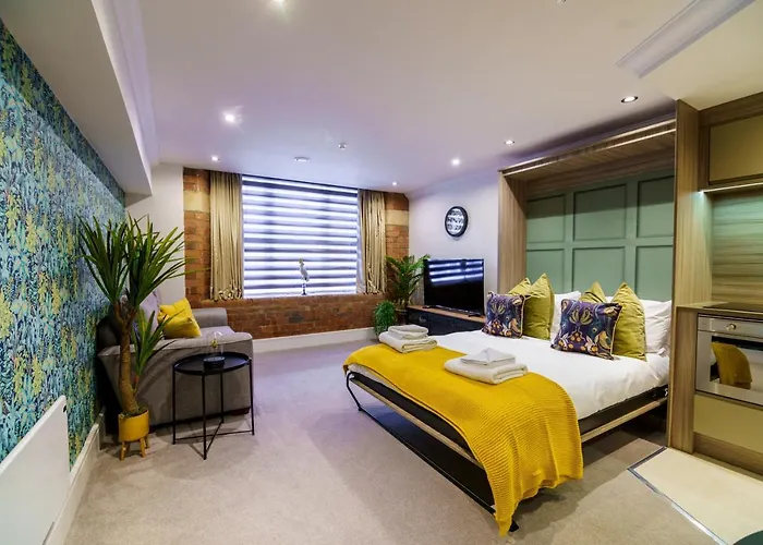 Entire - No. 47 - The Cosy Collection Ltd York